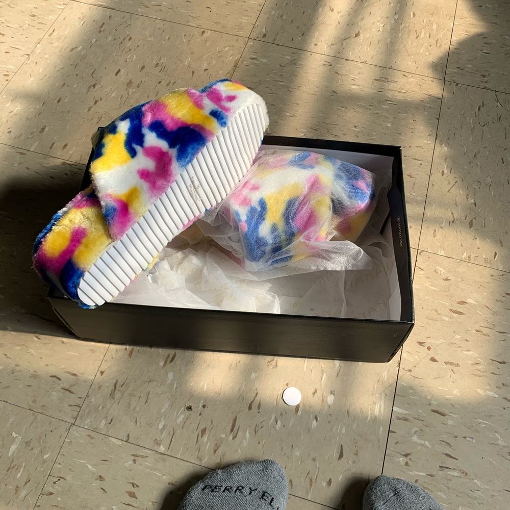 BRAND NEW platform sandals